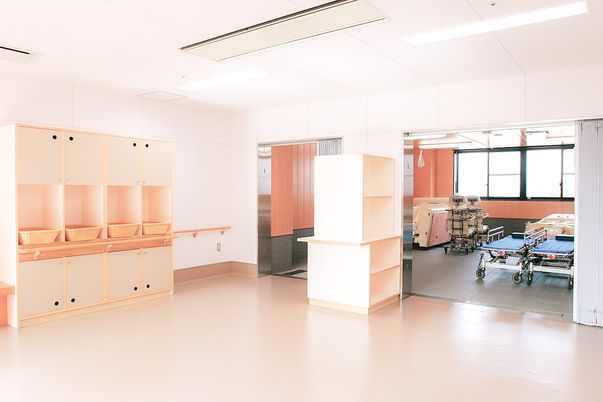 広い機器のある空間