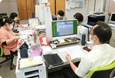 スタッフの様子