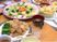 彩り豊かな食事風景