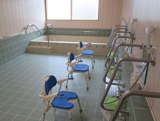 設備充実の浴室