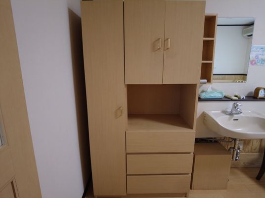 居室の収納と洗面台