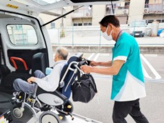 車いすでの移動風景