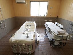 清潔な浴室設備