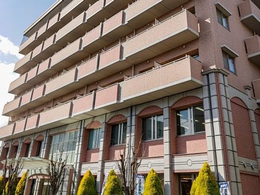 外観の建物正面  