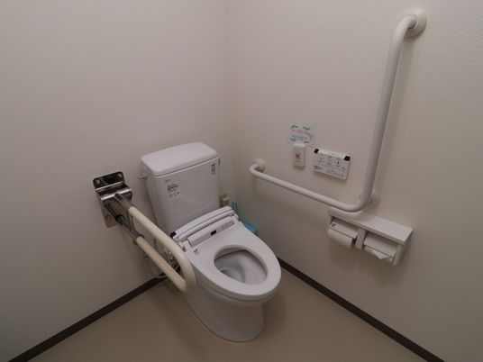 バリアフリートイレの設備