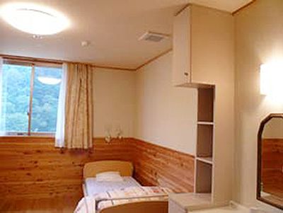 木が多く使われた居室
