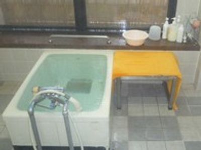 窓がある浴室