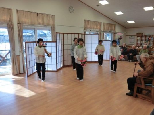 活動中の多目的室