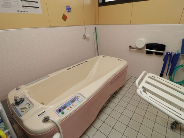清潔な浴室設備