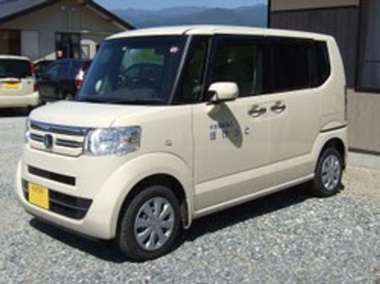 送迎車の外観  
