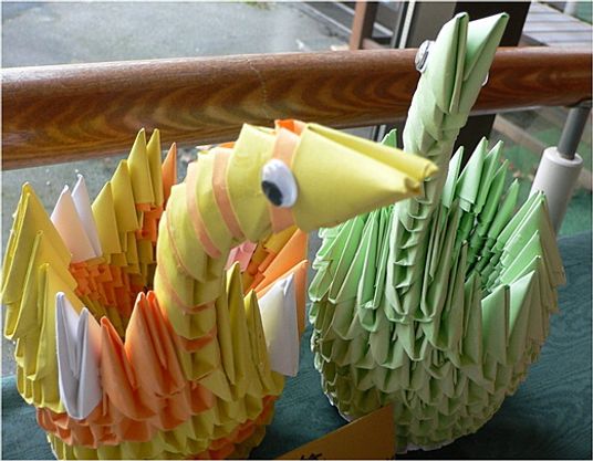 色とりどりの折り紙作品