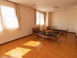 日差し入る明るい居室