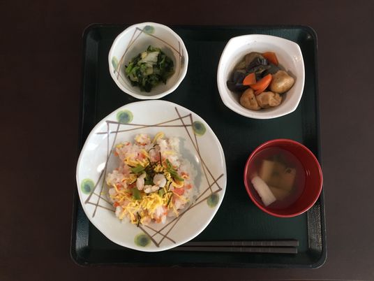 和食の食事セット