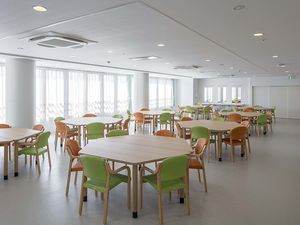 明るい食堂  