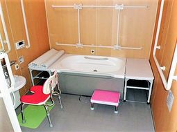 バリアフリー設計の洗面台