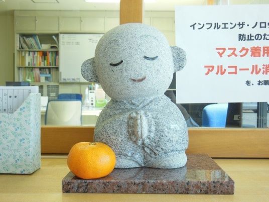 置物のある受付  