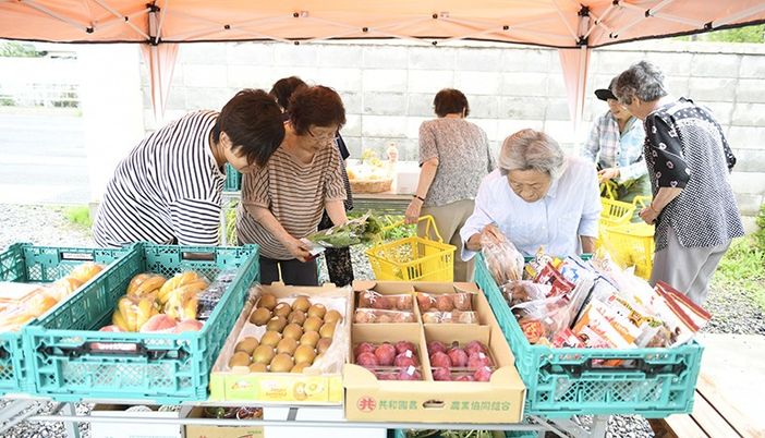 屋外での買い物体験