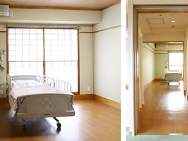 明るい雰囲気の居室 居室 日差しが差し込む明るく広々とした個室。リラックスして過ごせる空間です。
