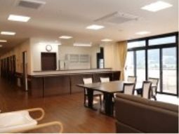 明るい共有スペースの様子