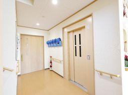 清潔感のある廊下