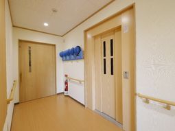 廊下と部屋の入口