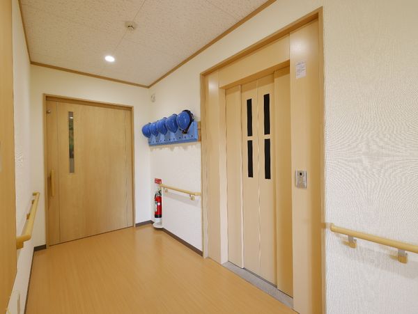 廊下と部屋の入口