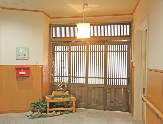 和風の明るい廊下  