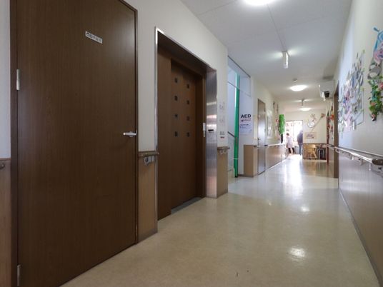 清潔な廊下