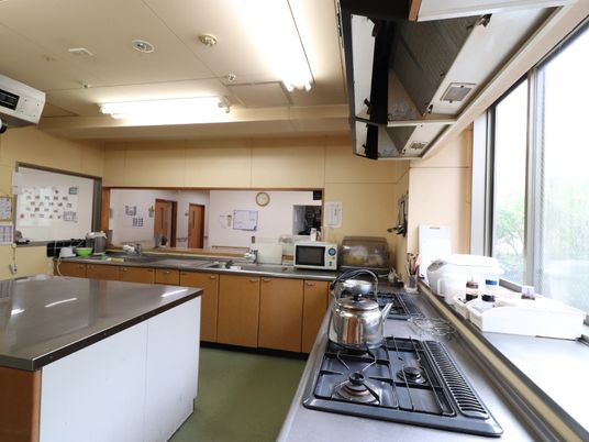 明るいキッチン