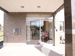 明るいエントランス