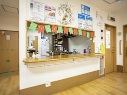 カウンター付き廊下