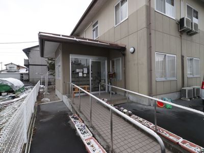アプローチのエントランス