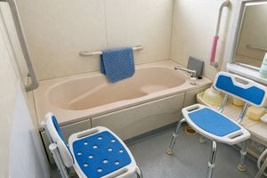 ゆったりとした浴室