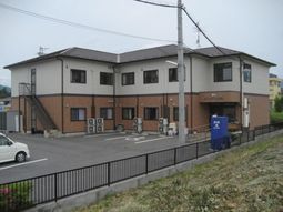2階建ての建物外観