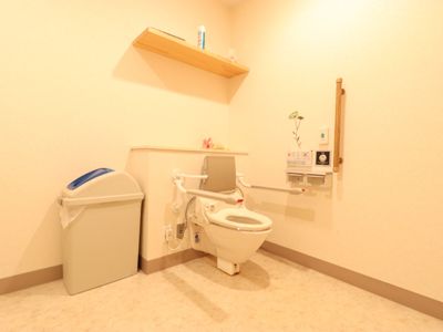 バリアフリーなトイレ空間