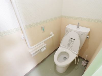 バリアフリーなトイレ設備