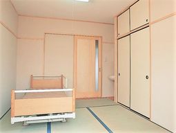 清潔な和室の居室