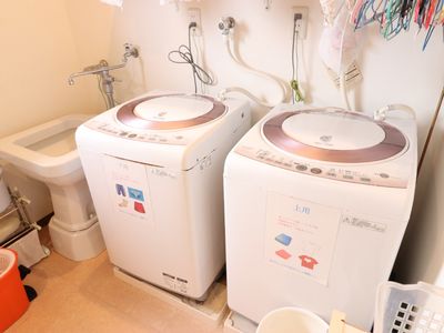洗濯機と洗面台の設備