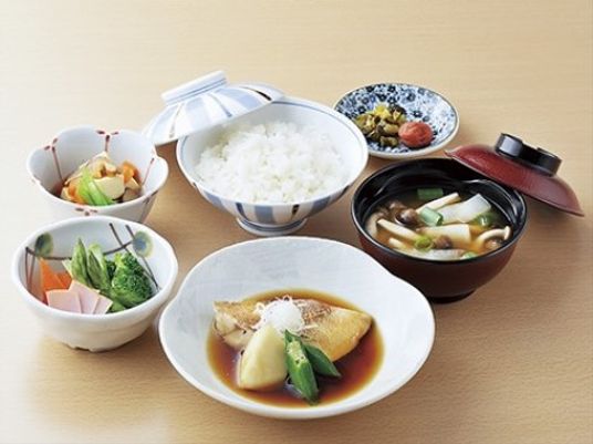和食の一汁三菜料理