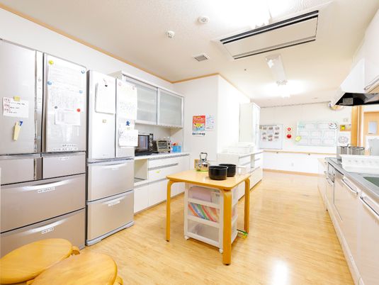 キッチン設備の整った部屋