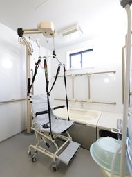 浴室のリフト機器