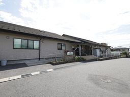 一階建ての建物外観