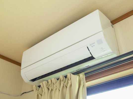 空調を整えるエアコン
