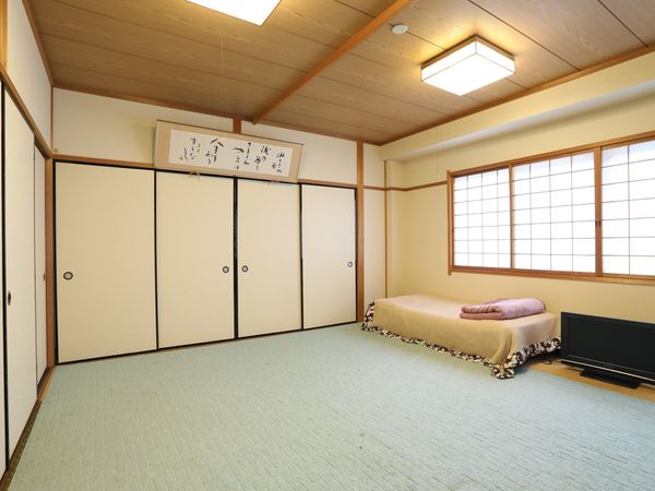 和室の居室空間