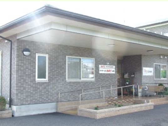 外観の建物正面  