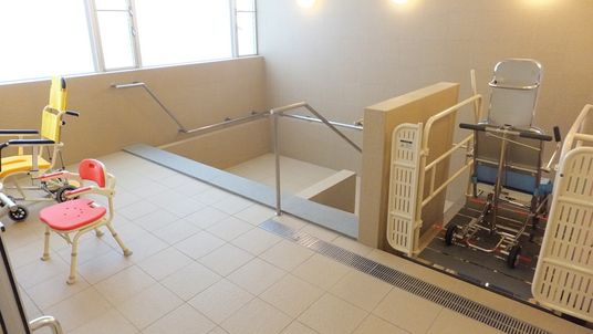 車椅子用階段スペース