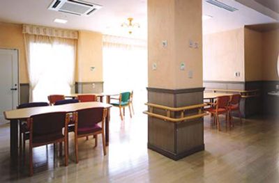 明るく広々とした室内