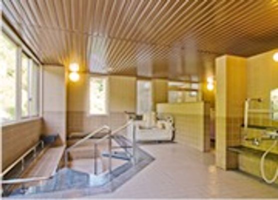 明るい空間の浴室