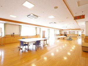 明るく開放的な作業スペース