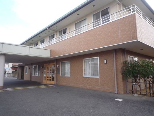 清潔な外観の建物